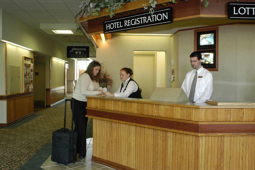 Canad Inns Destination Centre Windsor Park Winnipeg Exterior foto